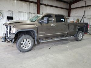GMC Sierra K3500 SLT 6.6L 8 2015