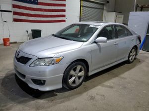 Toyota Camry BASE 2.5L 4 2011