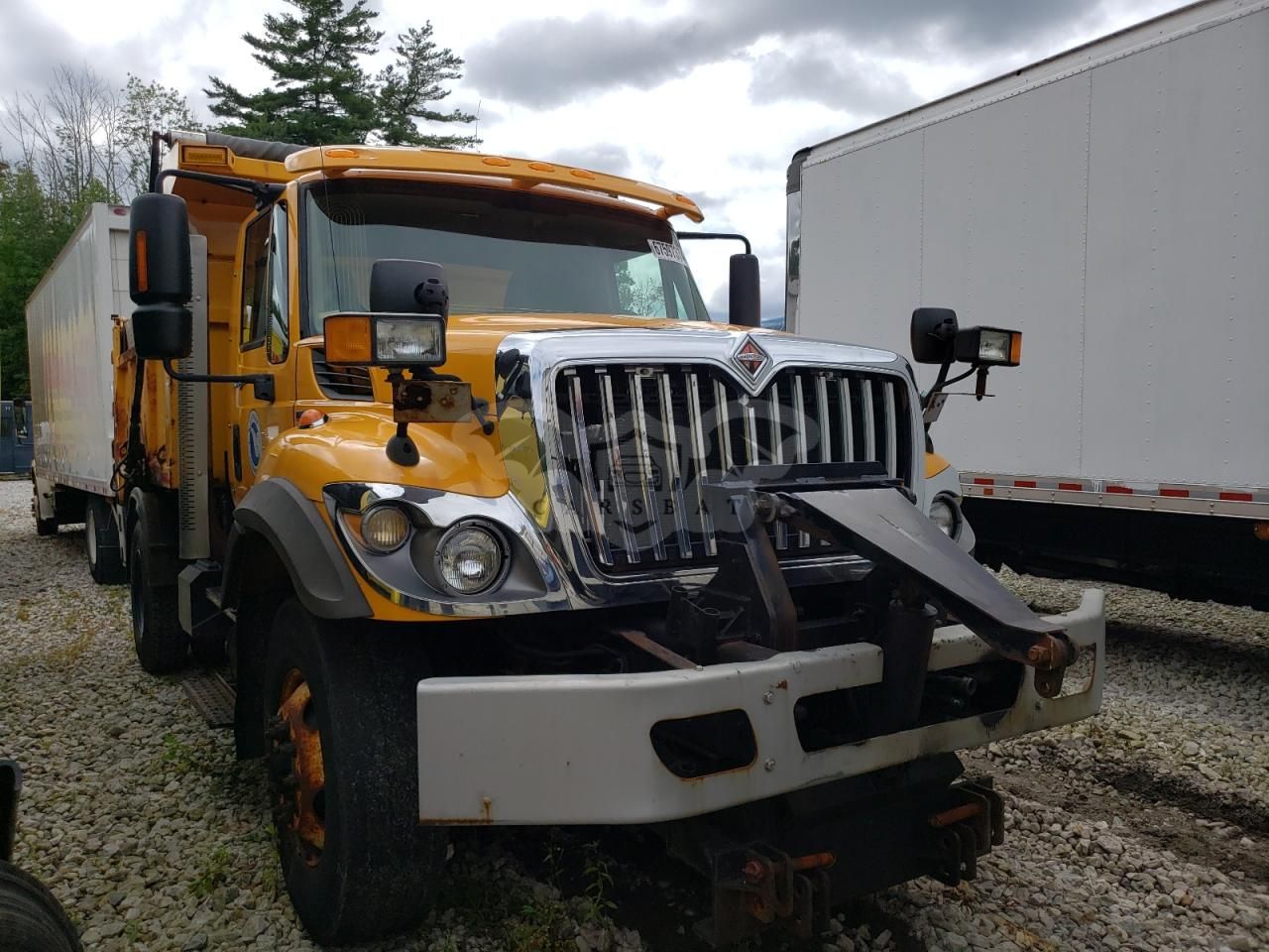 International WorkStar / 7000 Series 7400 9.3L 6 2012