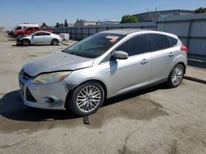 Ford Focus SEL 2.0L 4 2012