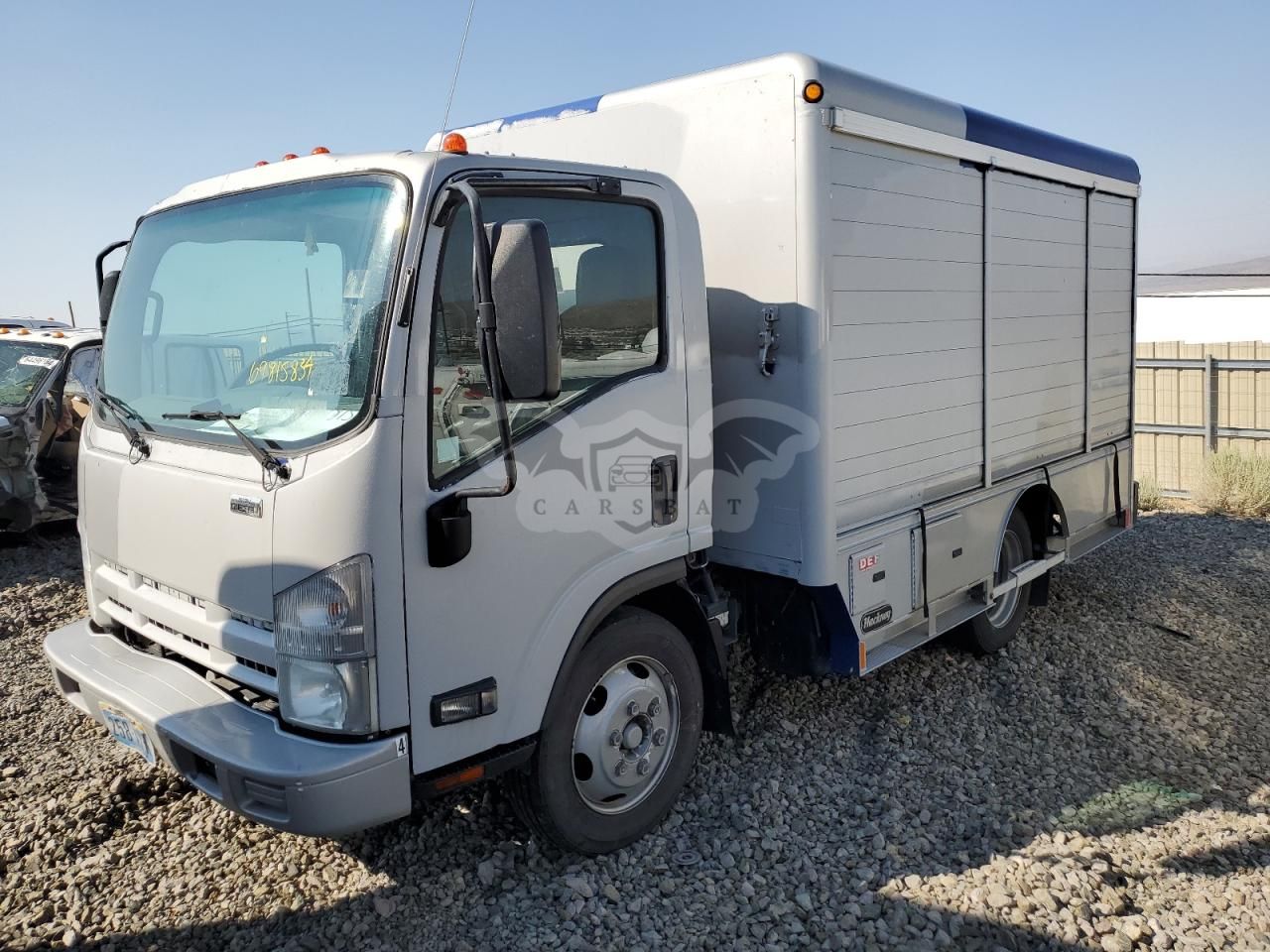 Isuzu NRR 5.2L 4 2015