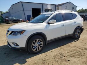 Nissan Rogue S 2.5L 4 2014