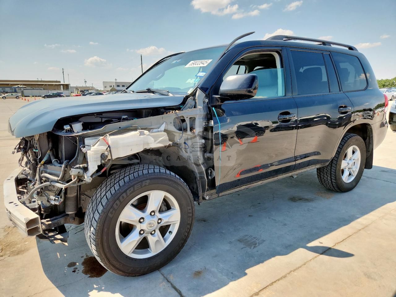 Toyota Land Cruiser 5.7L 8 2011