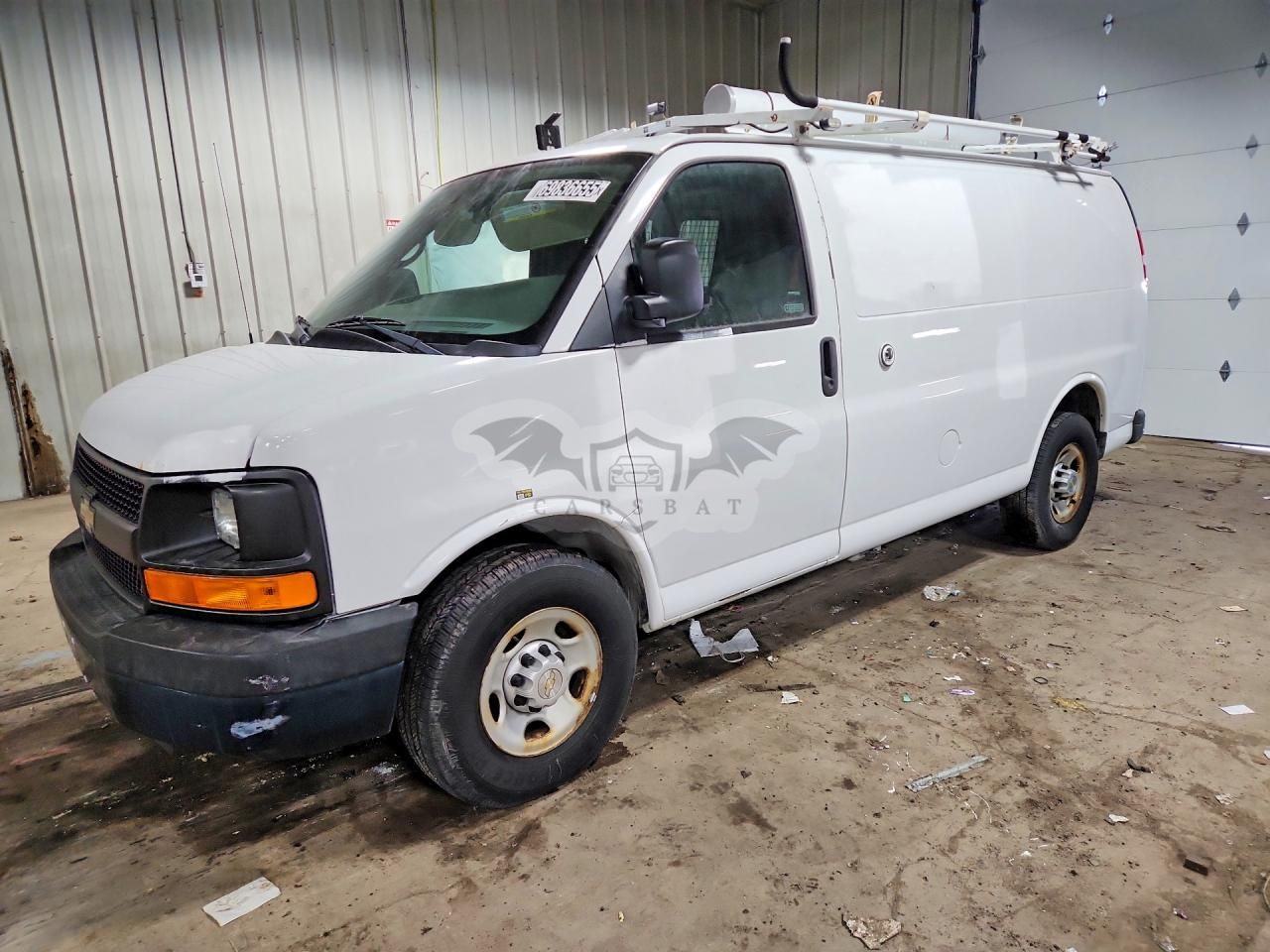 Chevrolet Express 4.8L 8 2013