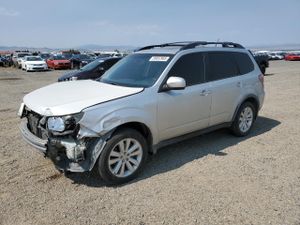 Subaru Forester LIMITED 2.5L 4 2011