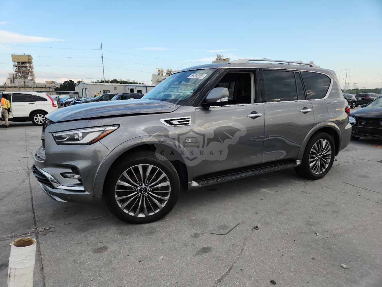 Infiniti QX80 LUXE 5.6L 8 2019