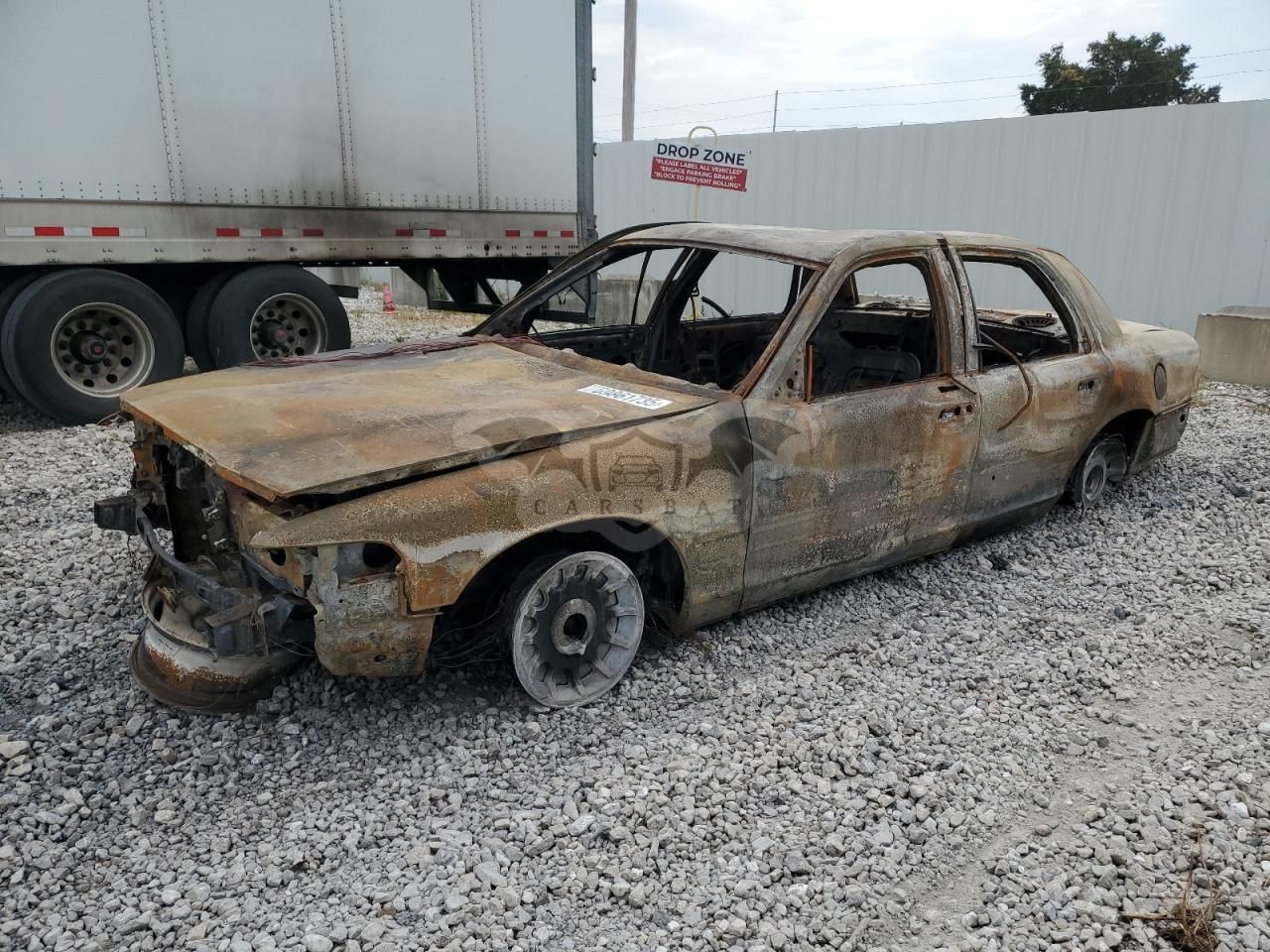 Ford Crown LX 4.6L 8 2000