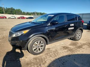 Kia Sportage LX 2.4L 4 2015