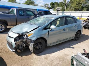 Toyota Prius 1.8L 4 2013
