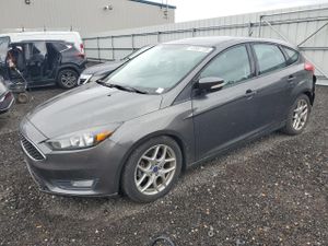 Ford Focus SE 2.0L 4 2015