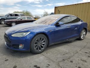 Tesla Model S 2015
