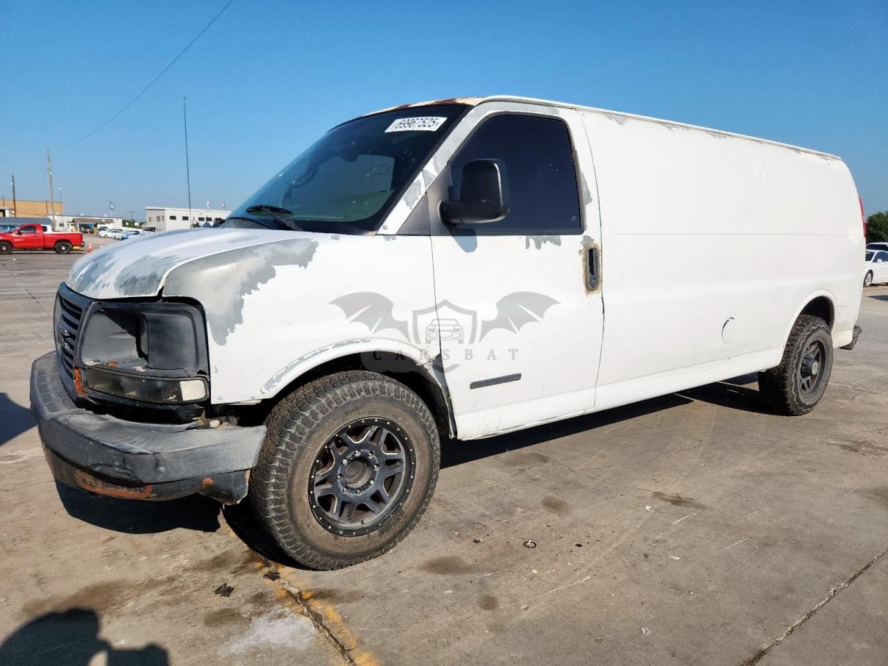 GMC Savana G3500 6.0L 8 2005