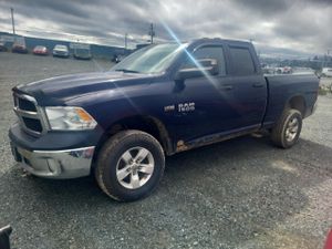 RAM 1500 ST 5.7L 8 2014
