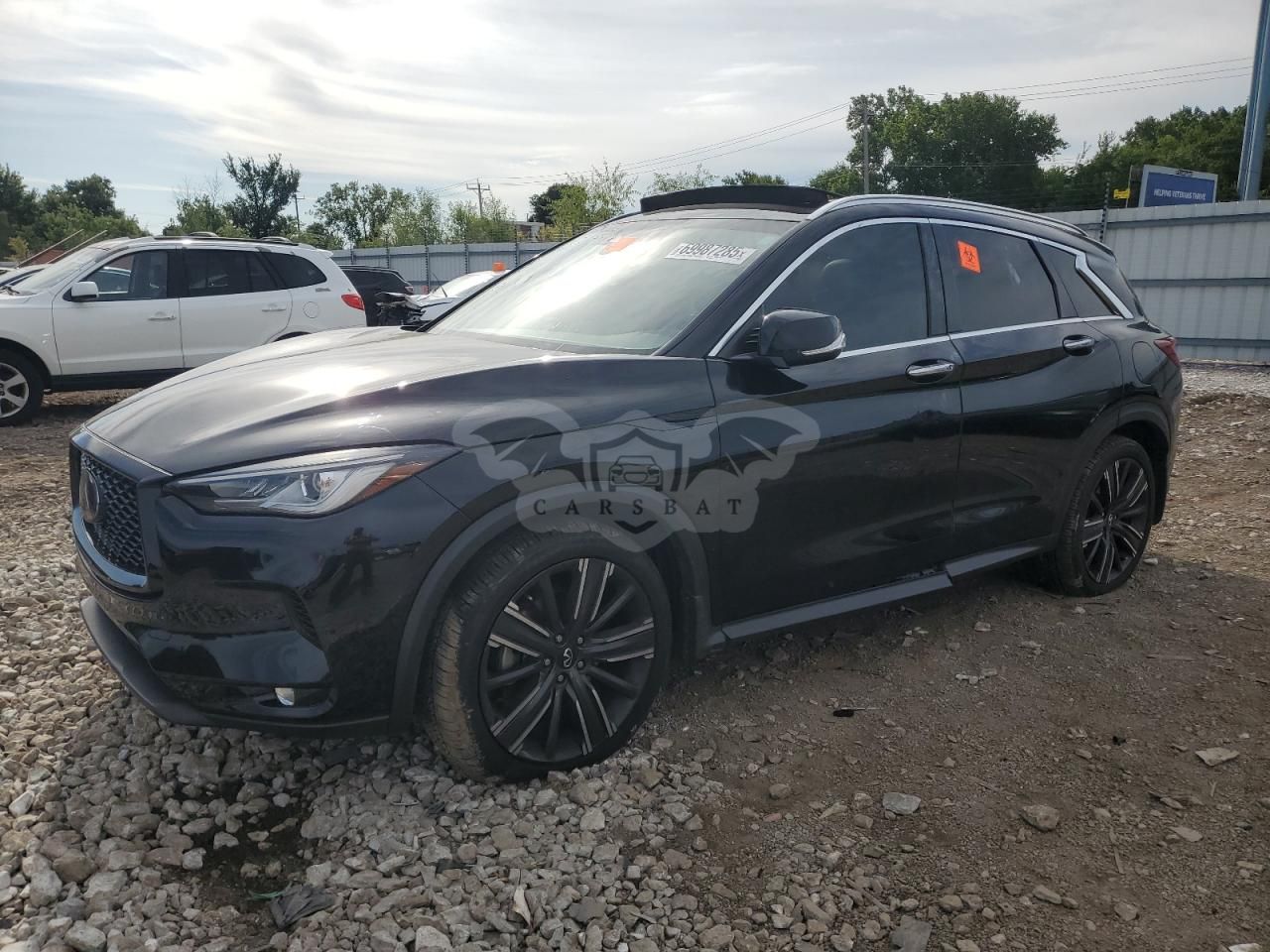 Infiniti QX50 LUXE 2.0L 4 2022