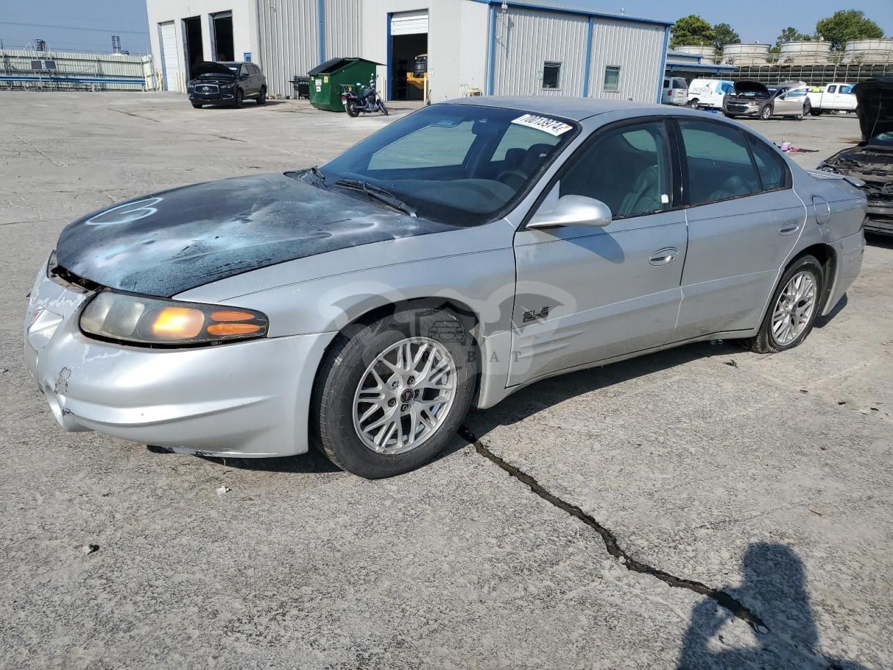 Pontiac Bonneville SLE 3.8L 6 2000