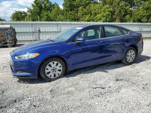 Ford Fusion S 2.5L 4 2013