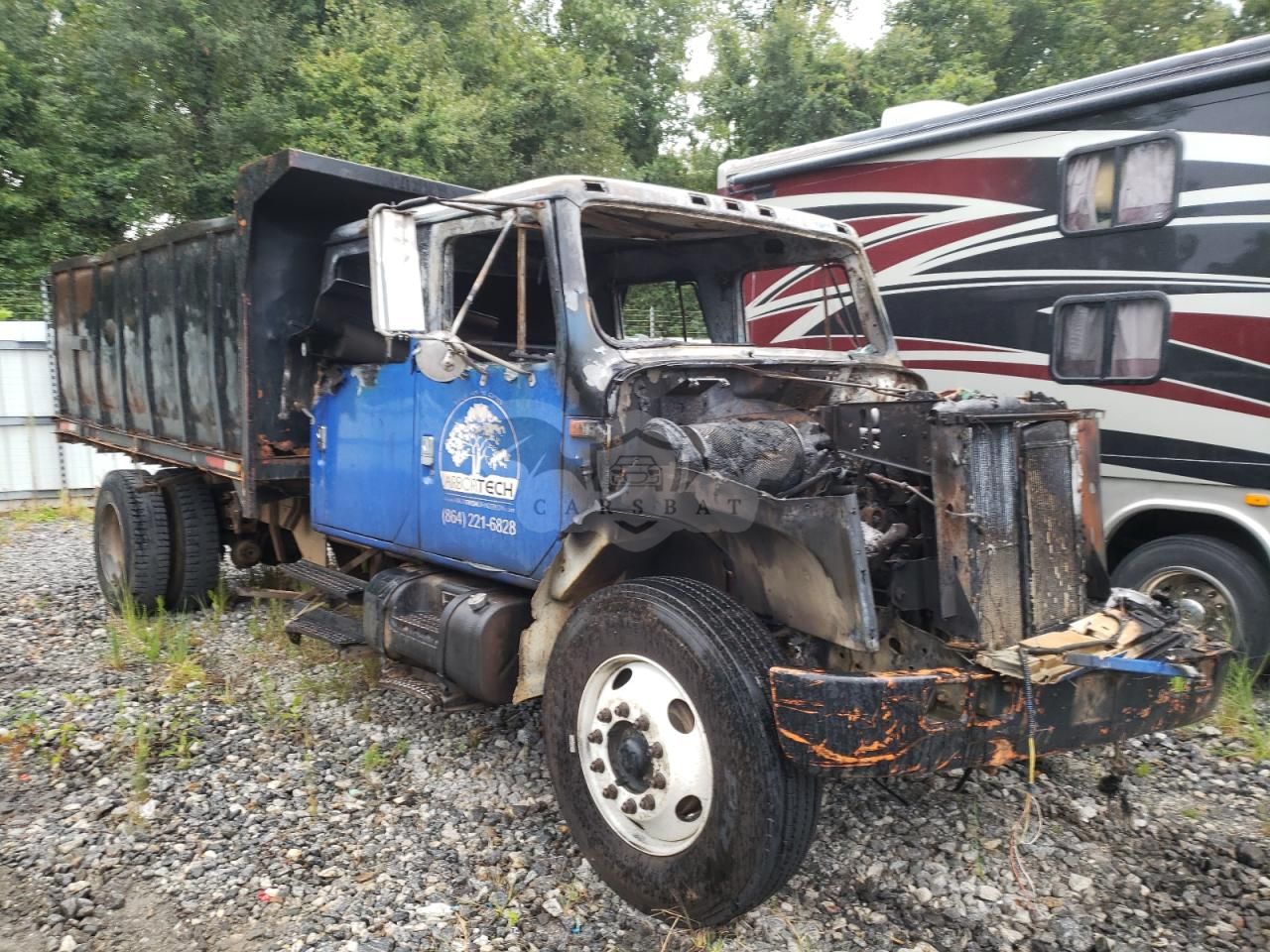 International DuraStar / 4000 4700 10.8L 6 1999