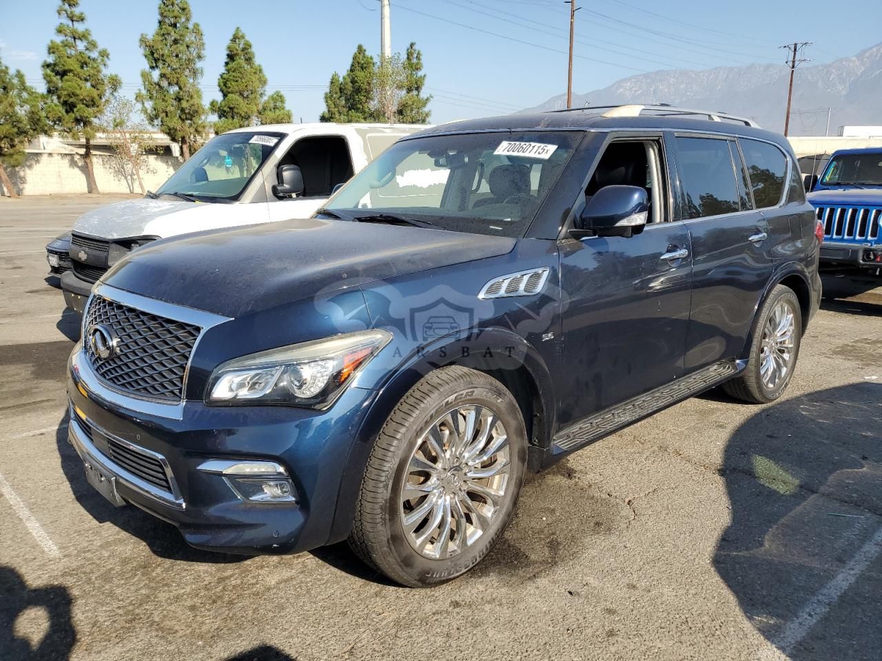 Infiniti QX80 5.6L 8 2015