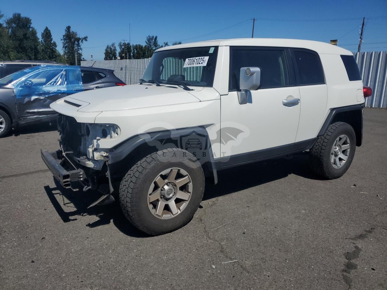 Toyota FJ Cruiser 4.0L 6 2014