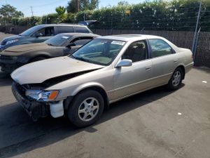 Toyota Camry CE 2.2L 4 1997