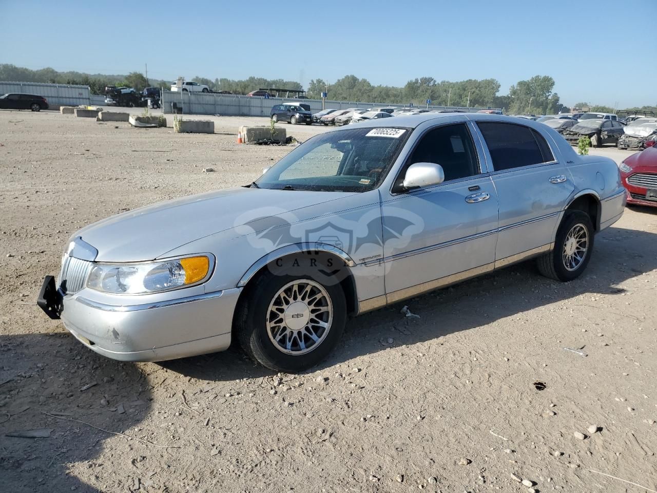 Lincoln Town Car SIGNATURE 4.6L 8 2001