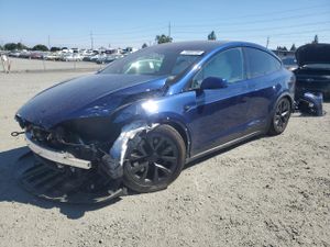 Tesla Model X 2023