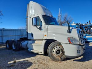 Freightliner Cascadia 14.9L 6 2013