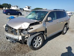 Toyota Highlander BASE 2.7L 4 2011