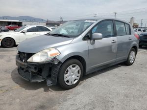 Nissan Versa S 1.8L 4 2011