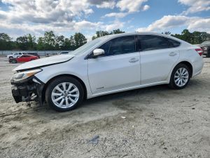 Toyota Avalon HYBRID 2.5L 4 2015