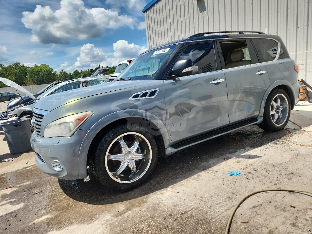 Infiniti QX80 5.6L 8 2014