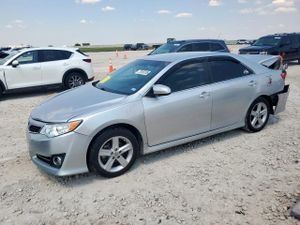 Toyota Camry L 2.5L 4 2014