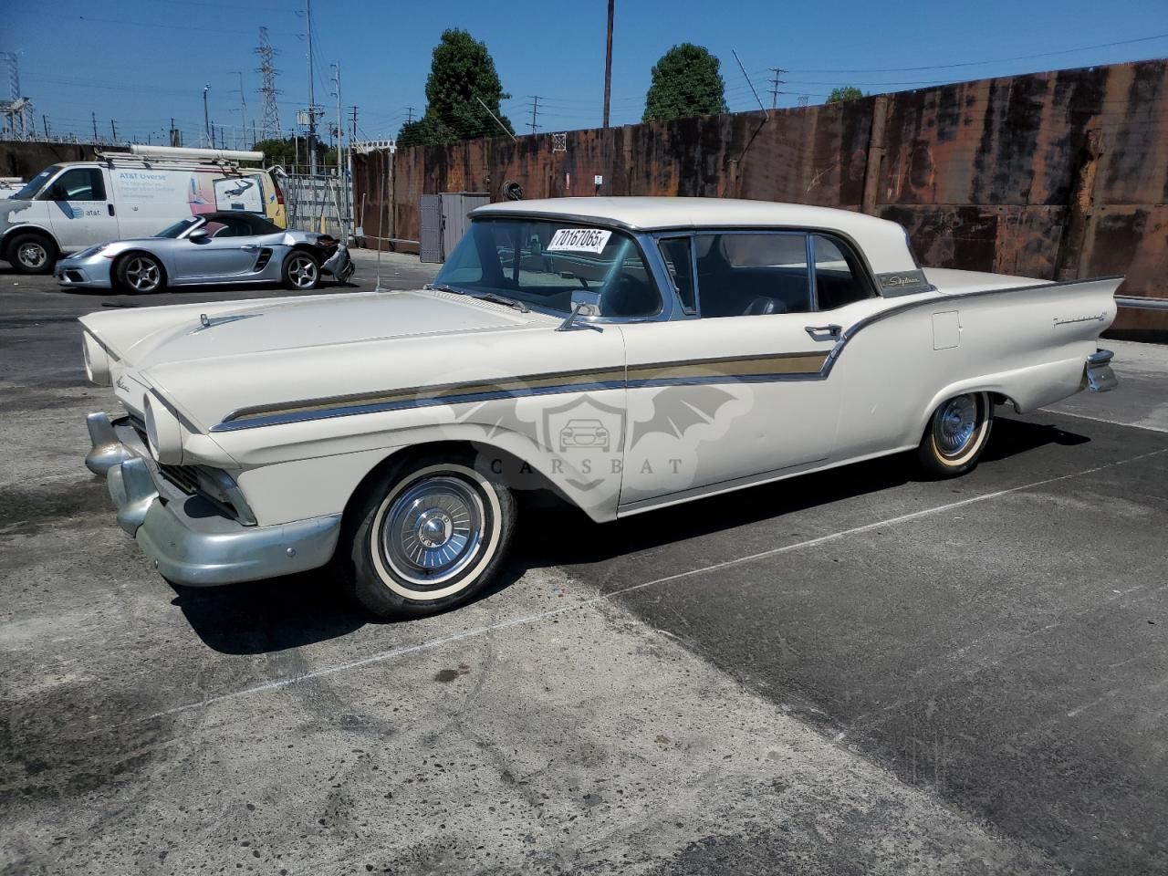 Ford Fairlane 1957