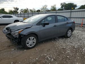 Nissan Versa S 1.6L 4 2025