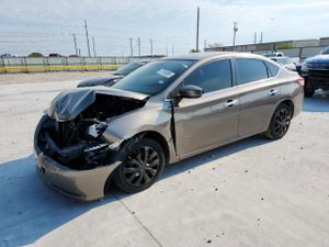 Nissan Sentra S 1.8L 4 2015