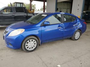 Nissan Versa S 1.6L 4 2014