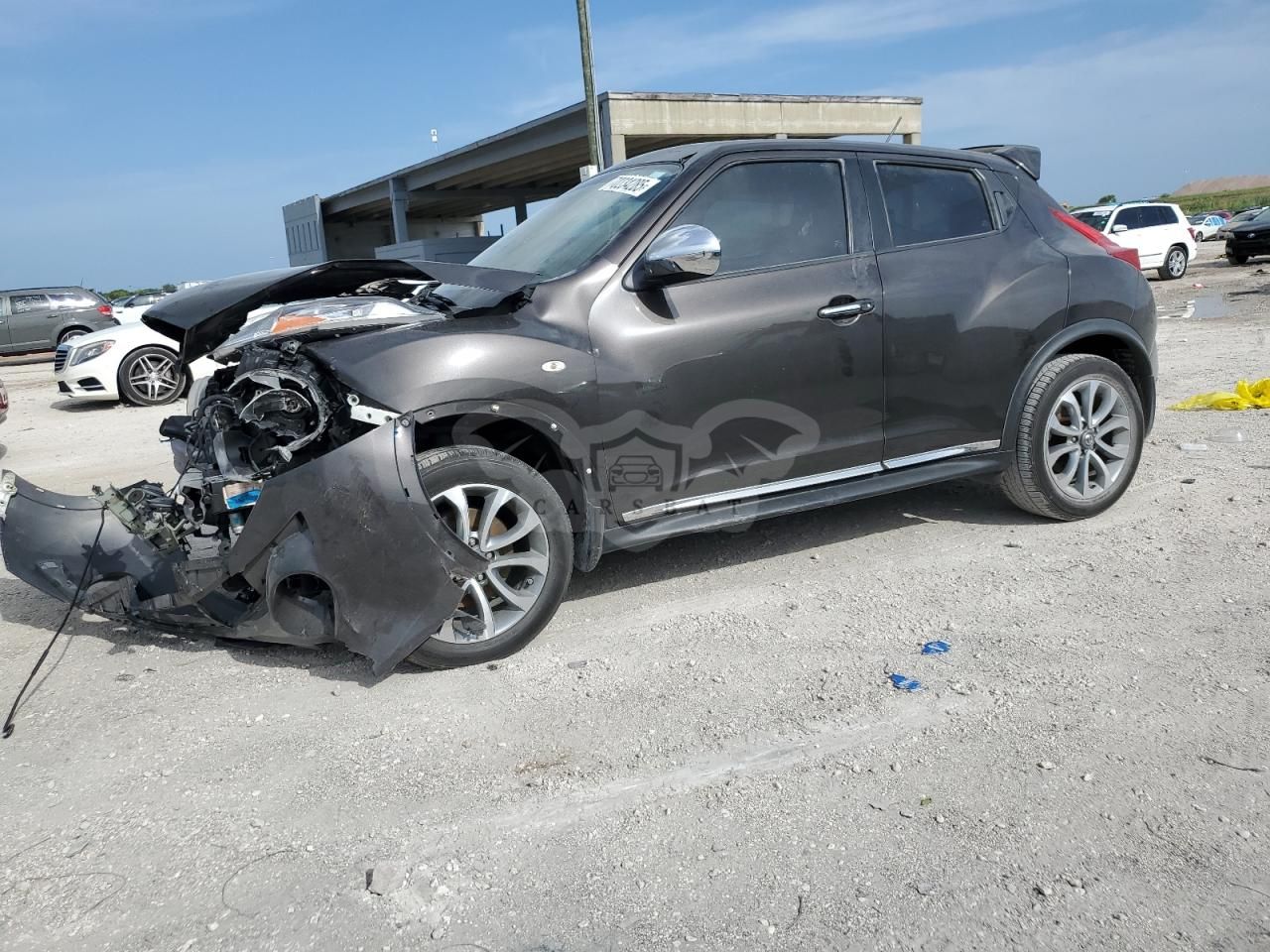 Nissan Juke S 1.6L 4 2012
