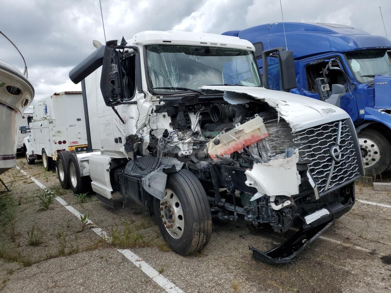 Volvo VN VNL 12.8L 6 2024