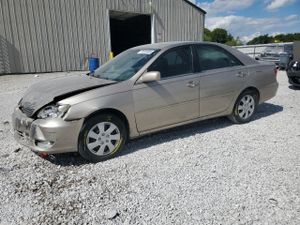 Toyota Camry LE 2.4L 4 2005