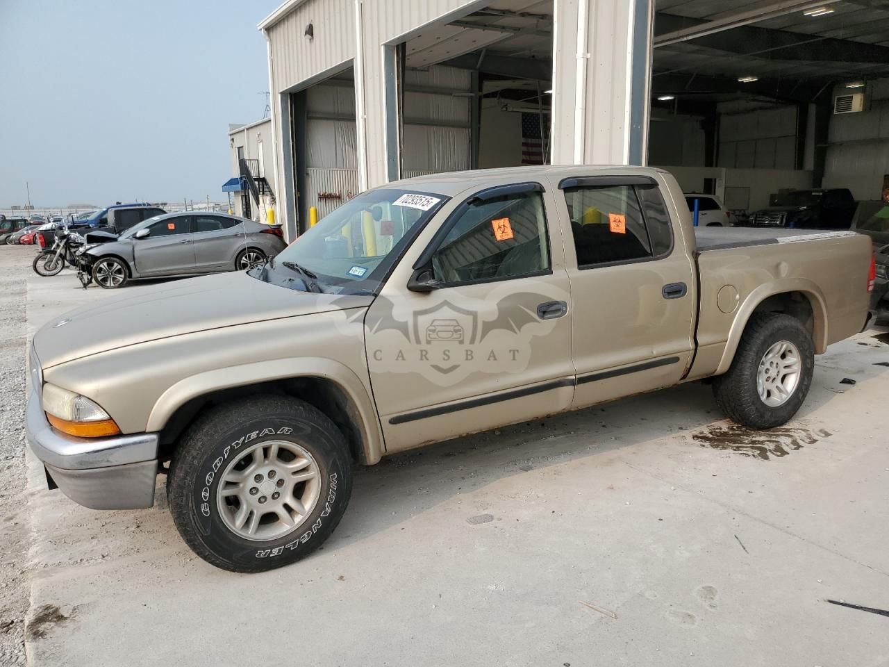 Dodge Dakota QUAD SLT 4.7L 8 2004