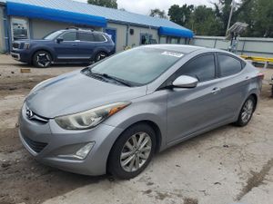 Hyundai Elantra SE 1.8L 4 2014
