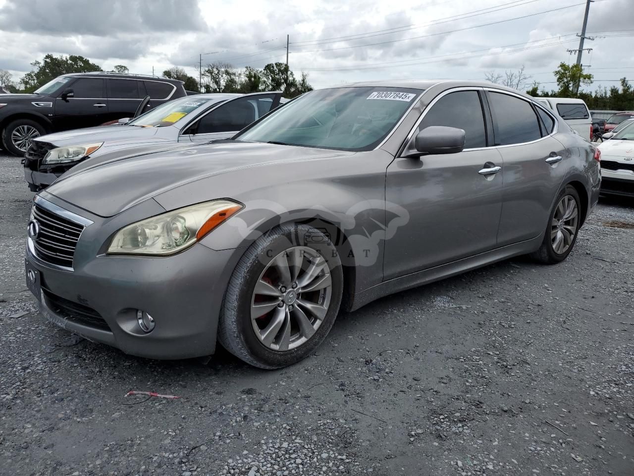 Infiniti M37 X 3.7L 6 2013