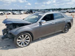 Chrysler 300 LIMITED 3.6L 6 2019