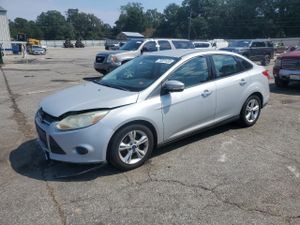 Ford Focus SE 2.0L 4 2014