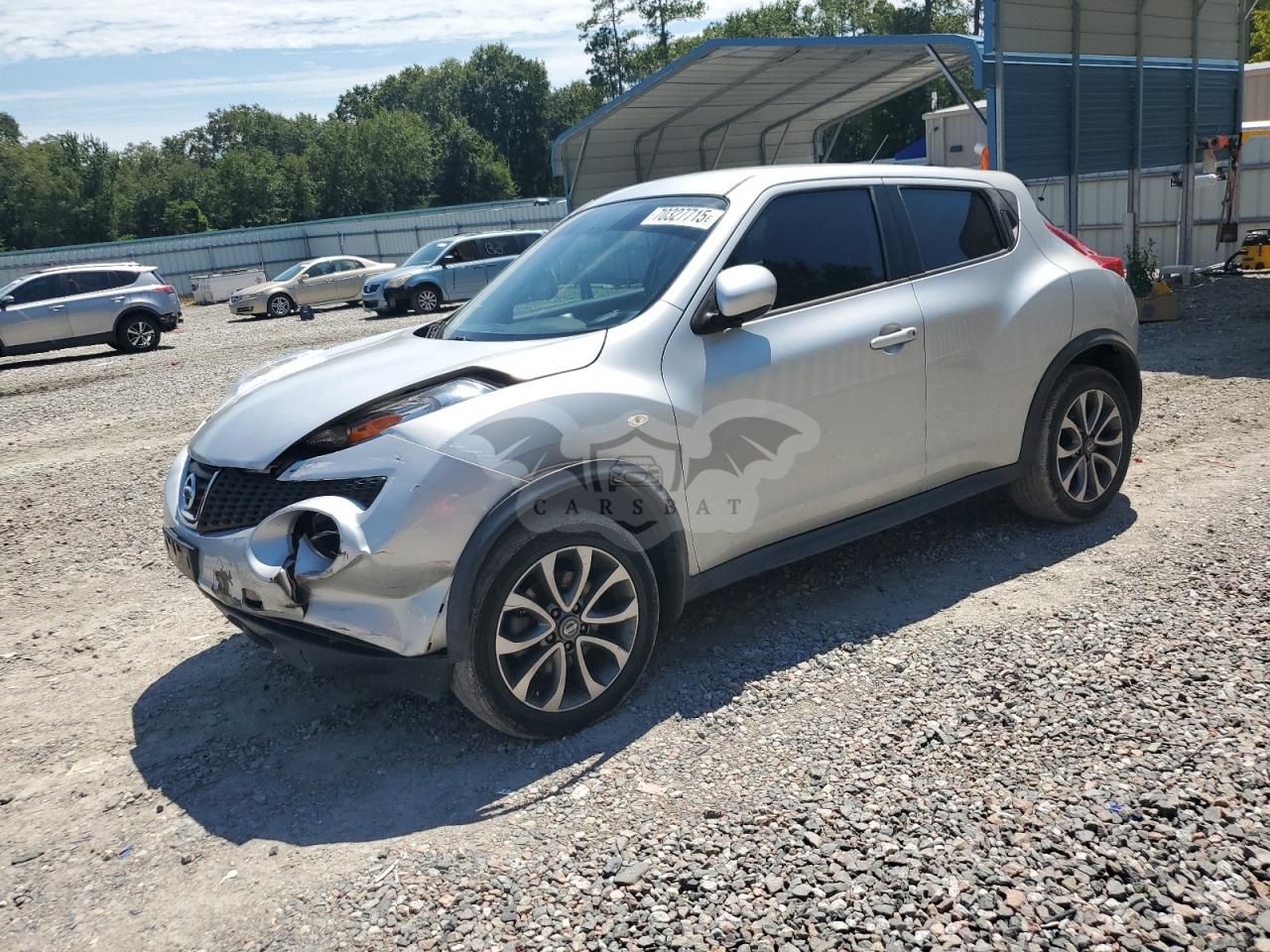 Nissan Juke S 1.6L 4 2013
