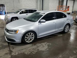 Volkswagen Jetta SE 2.5L 5 2013