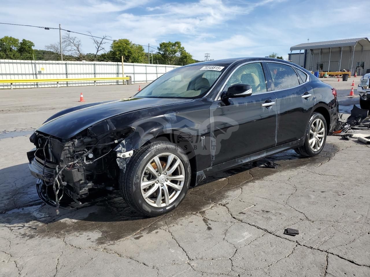 Infiniti Q70 3.7 3.7L 6 2015
