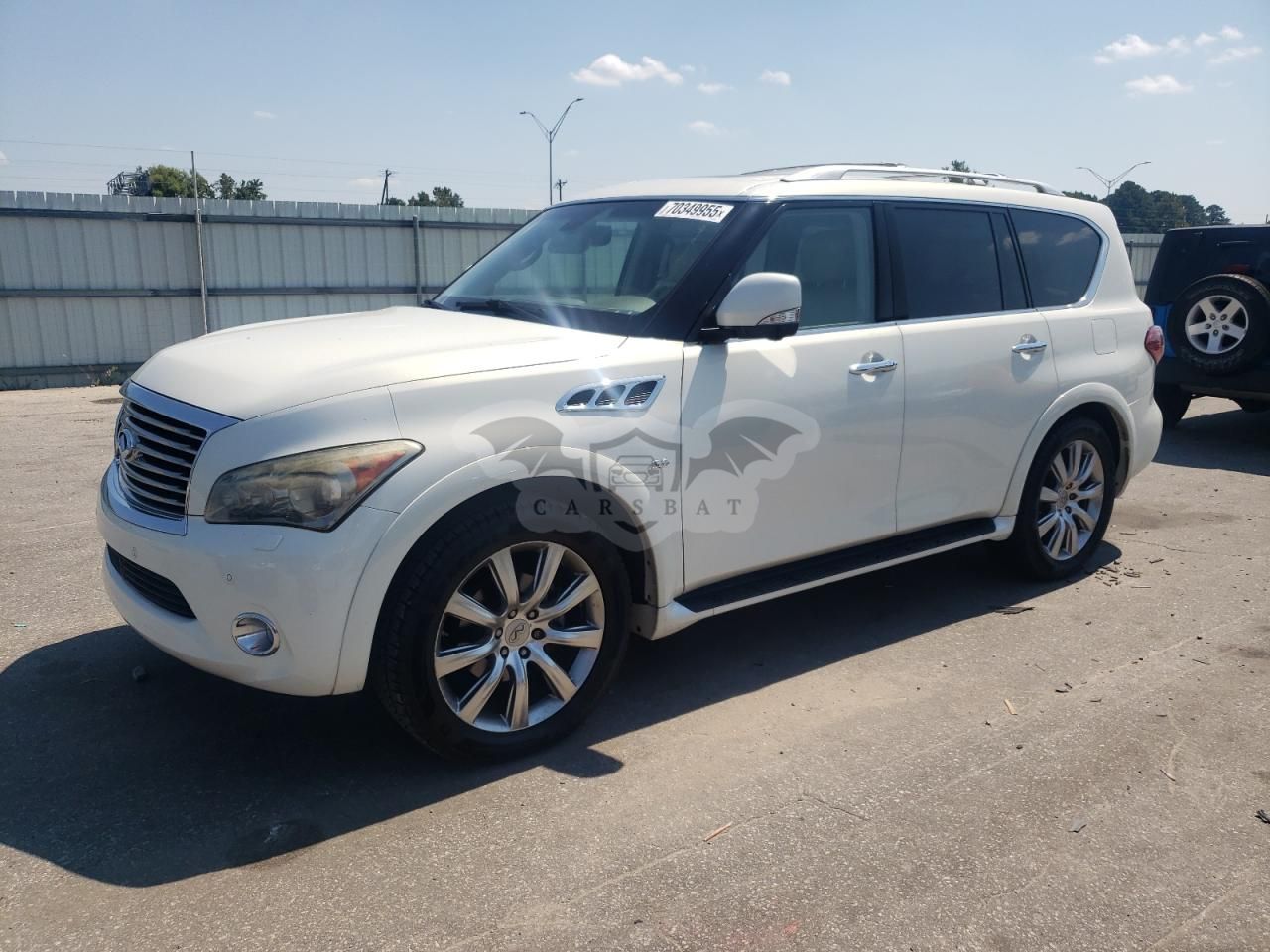 Infiniti QX80 5.6L 8 2014