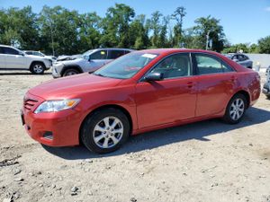 Toyota Camry BASE 2.5L 4 2011
