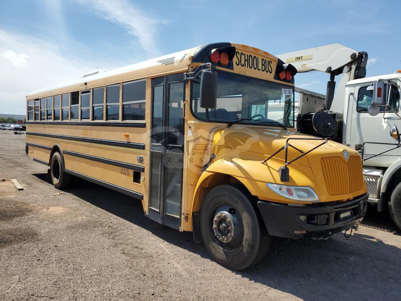 IC Corporation CE Series CE 7.6L 6 2010